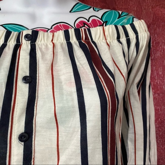 Fue 21 Cream Navy Red Stripe Off Shoulder Shirt - Picture 2 of 4